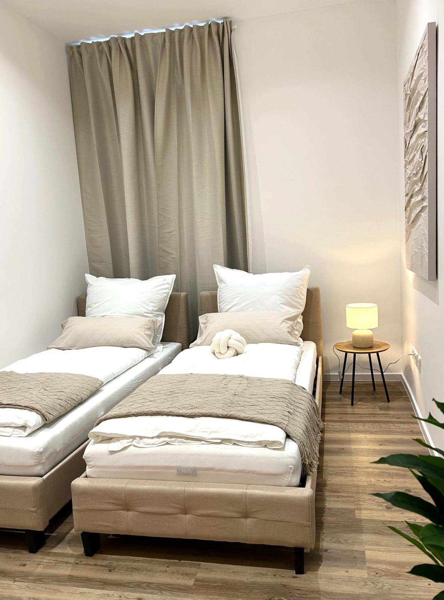 Designer City Apartment In Top Lage Fuer 6 Gaeste Karlsruhe Exterior foto